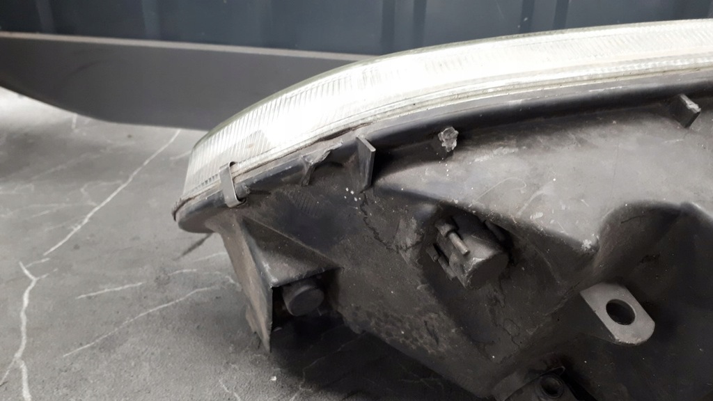 Far fata dreapta Renault Megane Product image
