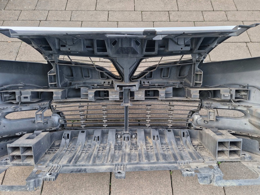 Renault Scenic III Lift Front Bumper Original 13-2016 Product image