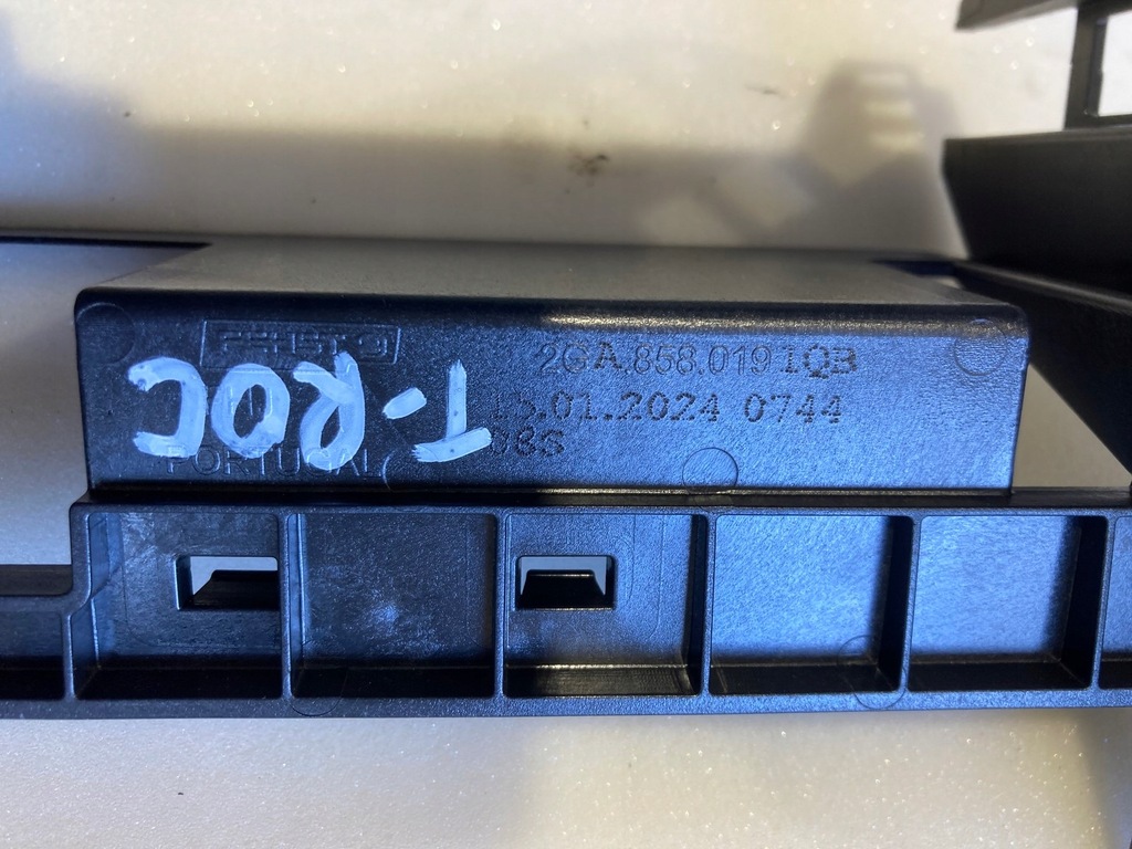 VW T -Roc Navigation Radio 2GA858019 Product image