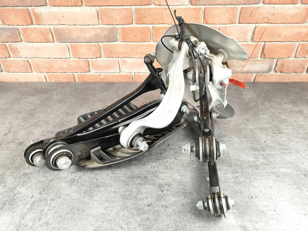 BMW G01 X3 G02 X4 spate stânga din spate stânga + Swing Arms 6879751 Product image