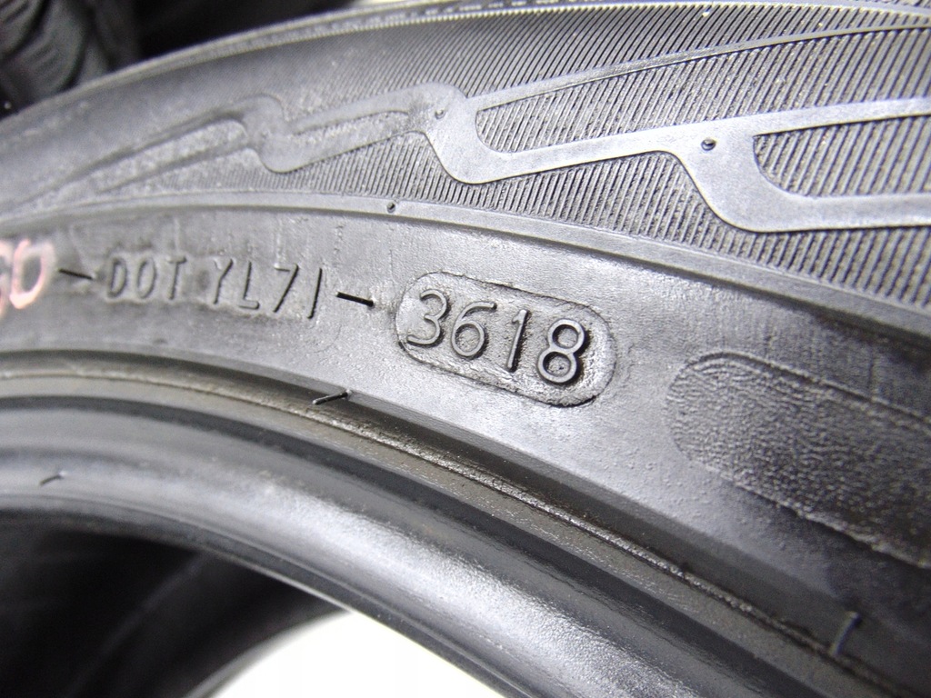 NOKIAN WR A4 PNEURI DE IARNĂ 245/45R19 R19 19 18 ani Product image