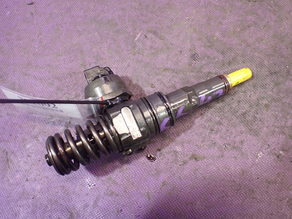 INJECTOR SKODA FABIA II 1.4 80CP 0414720215 Product image