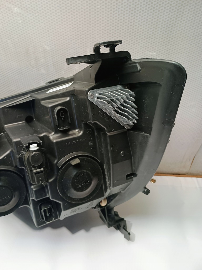 Renault Master IV 4 Lampa obișnuită + LED 19-2601055567 NOU ORIGINAL Product image