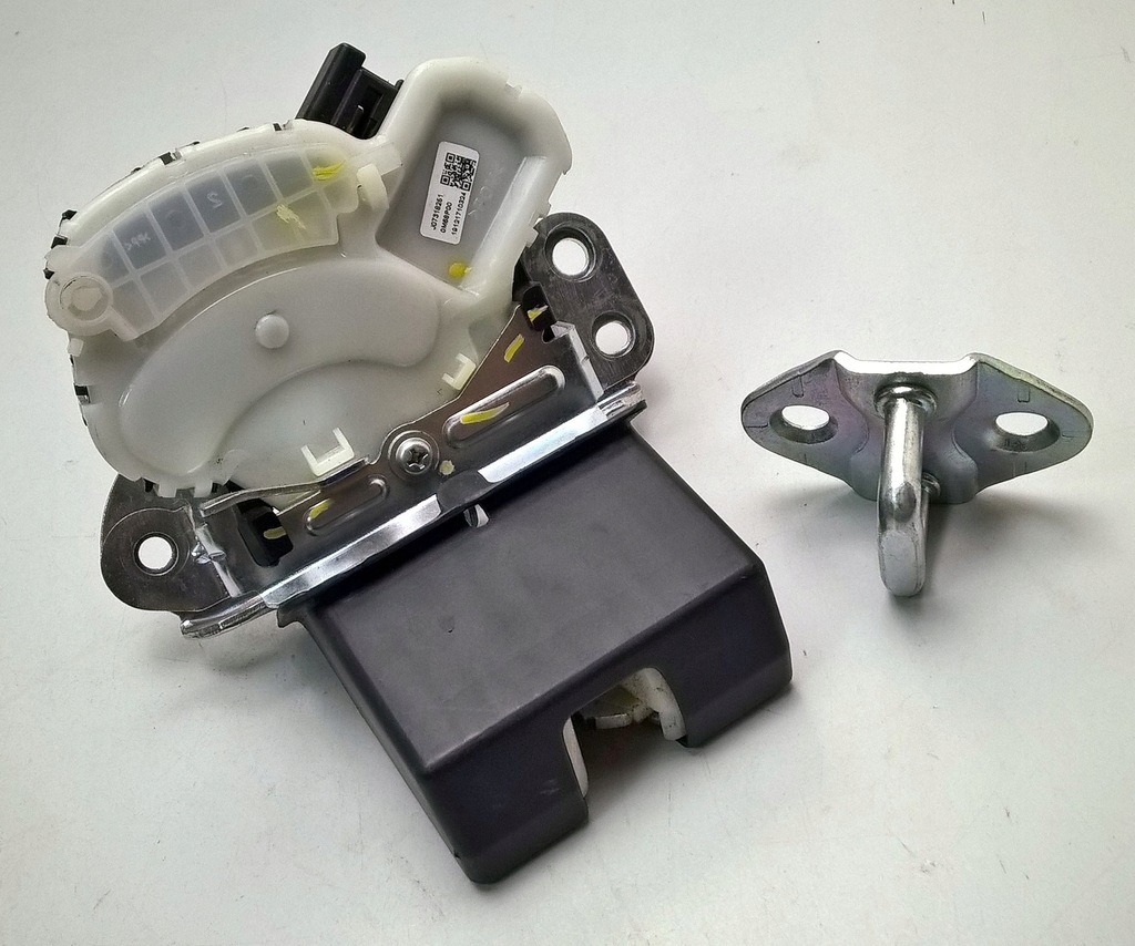 SUZUKI BALENO II 2015-2019 BLOCARE SPATE + BLOCARE CAPAC portbagaj OE EU Product image