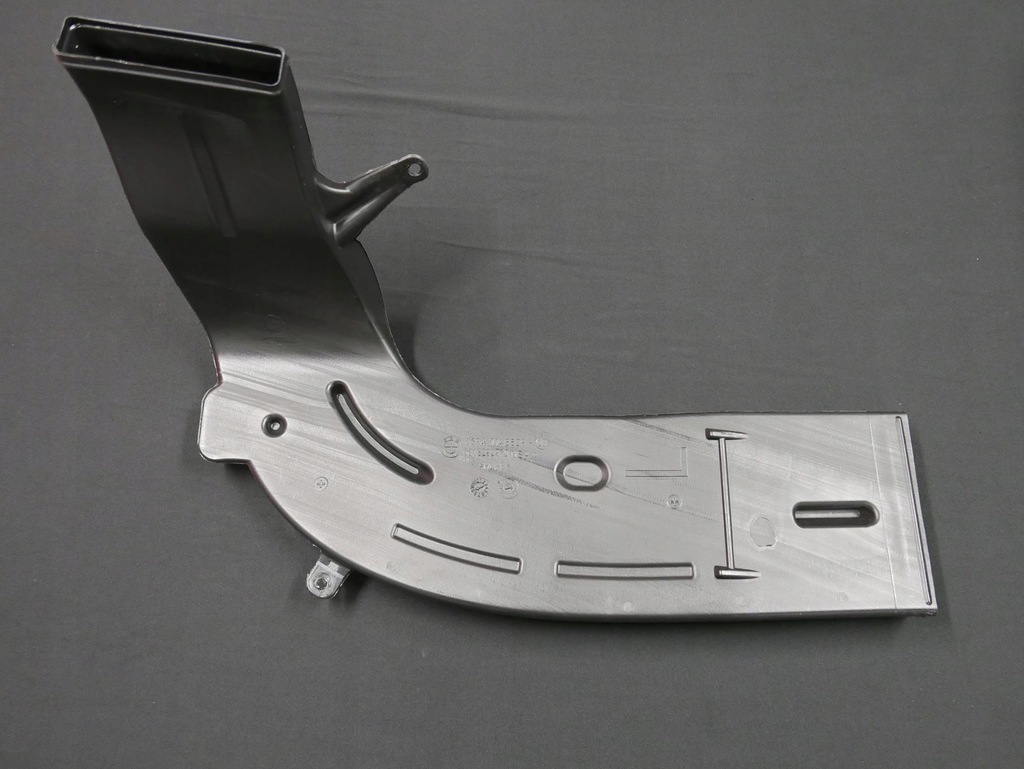 BMW X5 F15 E70 X6 F16 E71 CONDUCTA AER VENTILARE SPATE STANGA 7148529 Product image