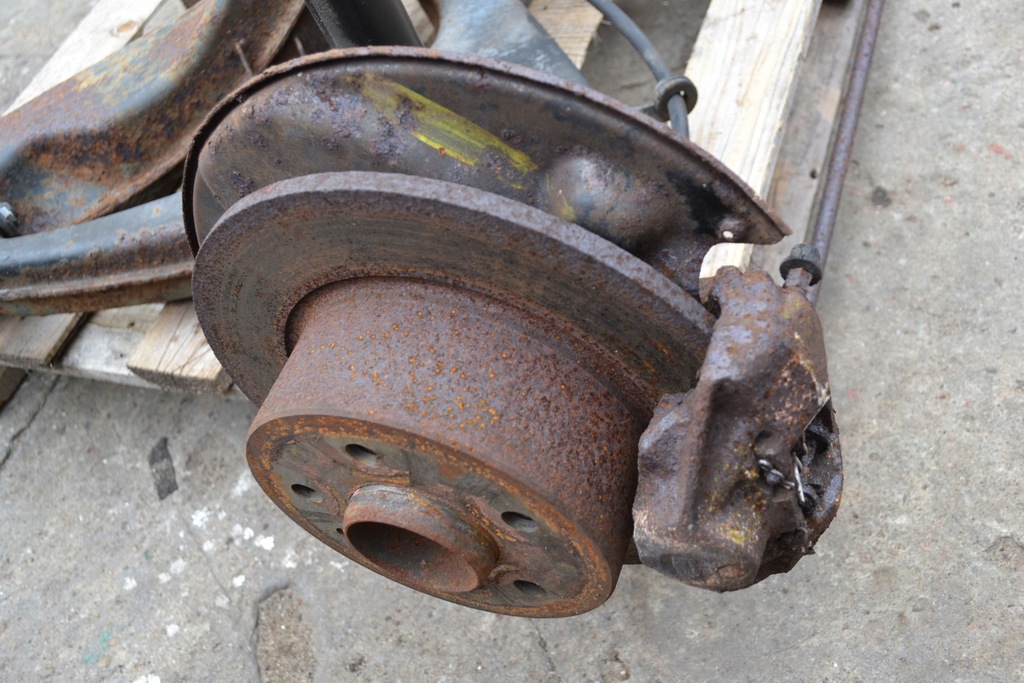 Mercedes W126 Carucior spate suspensie spate Product image