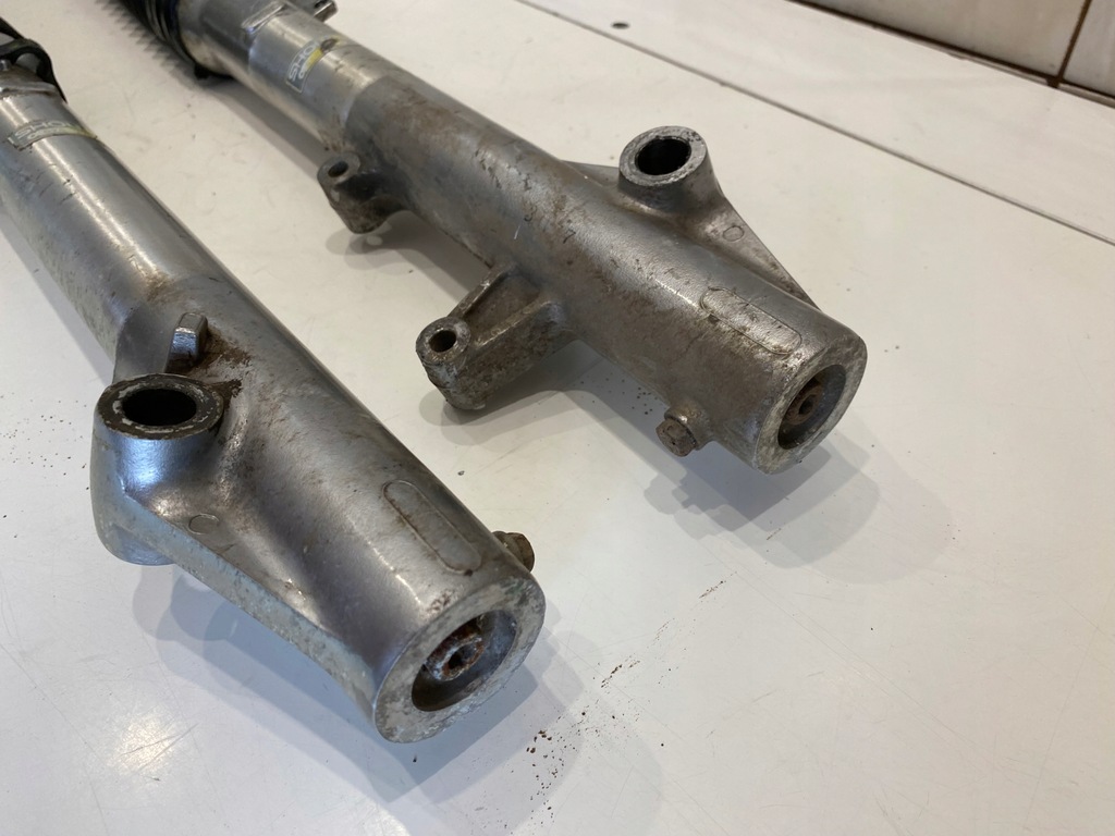 HONDA CRM 50 LAGI SET DE AMORTIZATE FAȚĂ LAGA DREAPTA STÂNGA Product image