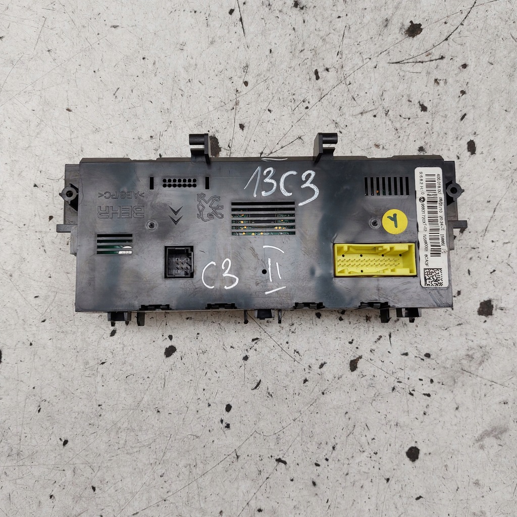 CITROEN C3 II PANOU AER CONDITIONAT 400018001 Product image