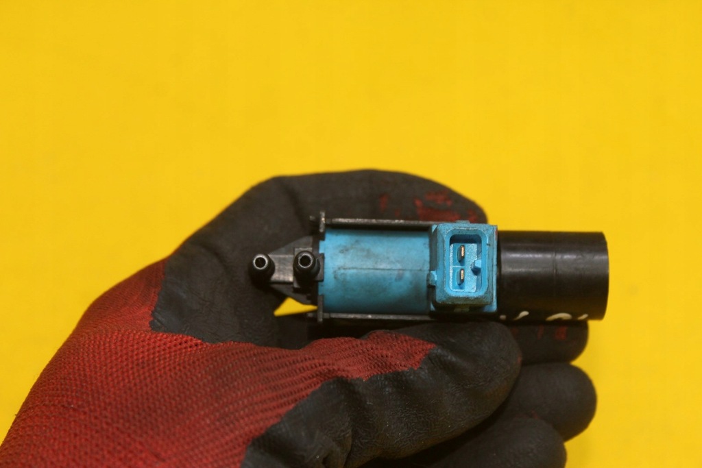 VALVĂ DE VACUM VECTRA C 8943843350 Product image