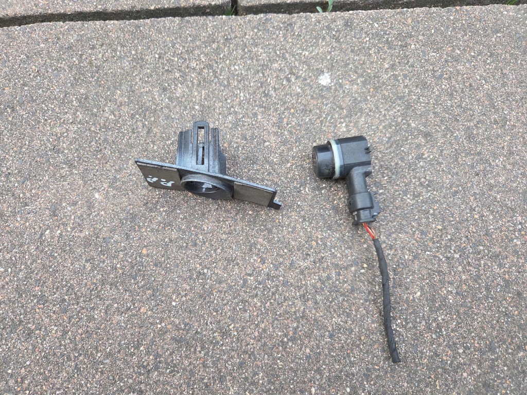 Senzor PDC VW Touran Lift PDC+dreapta Baszy Extern 1T0919297A 1T0919400 10-15 Product image