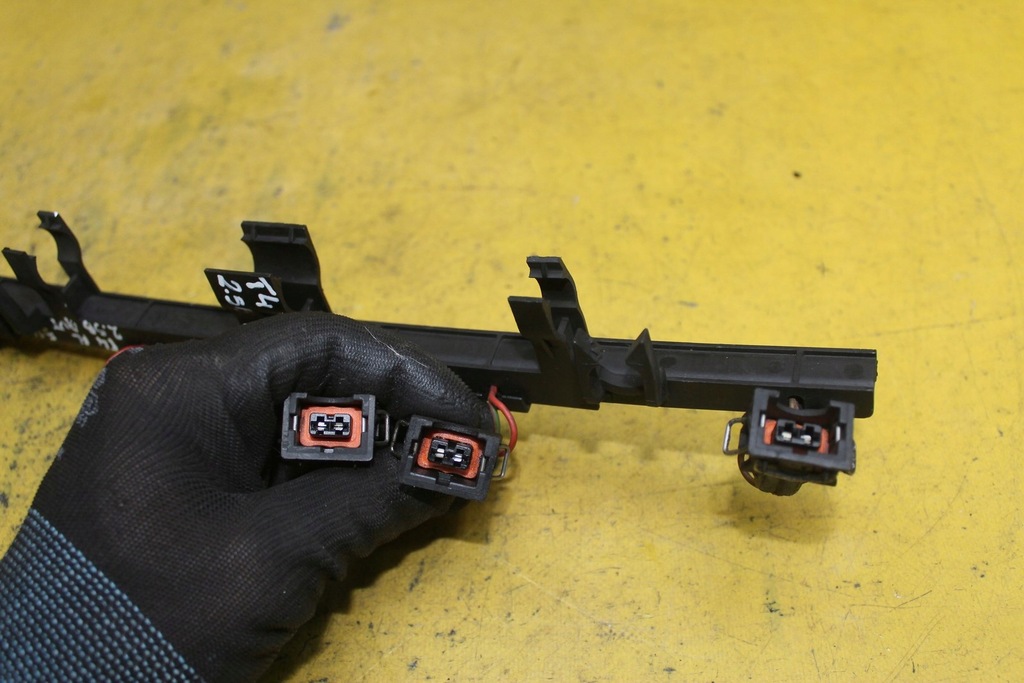 CABLA ELECTRICA INJECTOR T4 023971824 2.5 B Product image