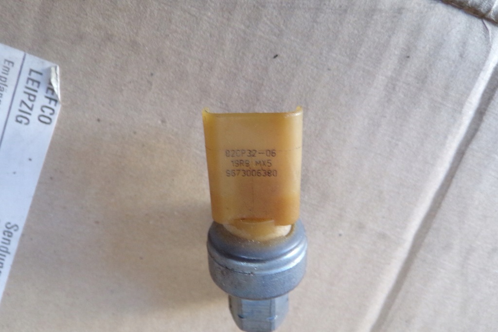 SENSOR PRESIUNE AER CONDITIONAT PEUGEOT 2008 II Product image