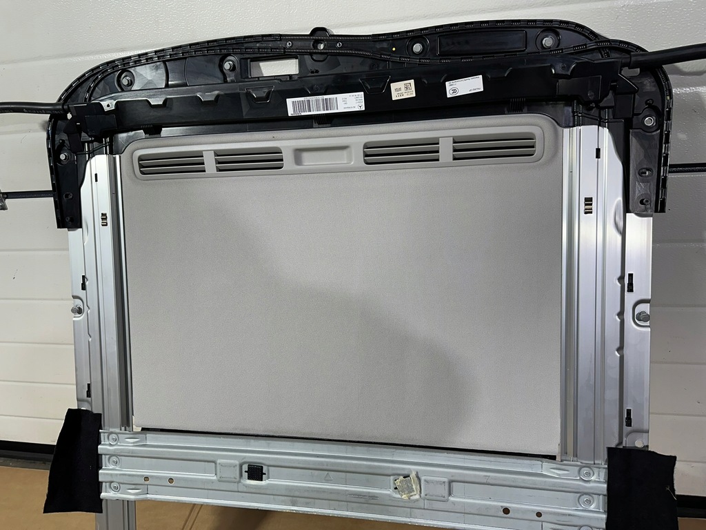 Trapă, trapă glisantă, fereastră Mercedes Clasa E W213 KM Kombi Product image