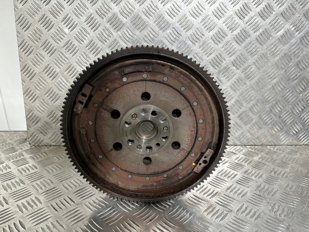 BMW E87 116i N43B16A ambreiaj cu masa dubla 7560876 Product image