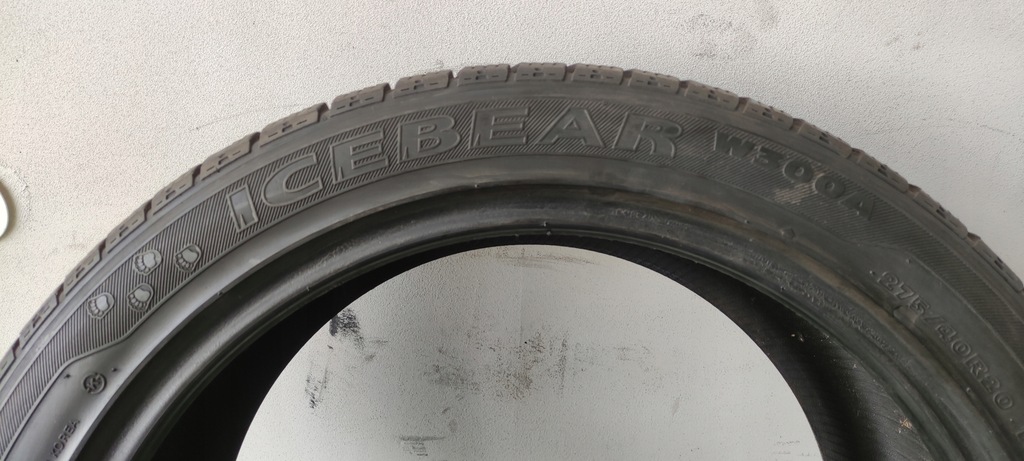 Hankook IceBear W300A 275/40R20 Product image