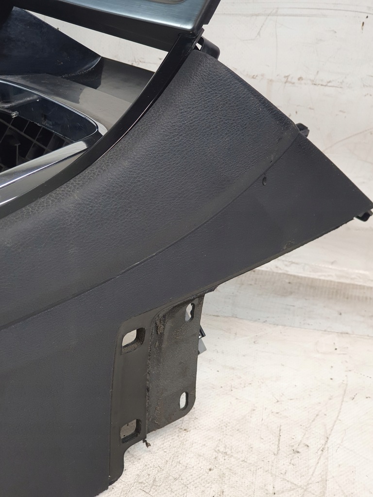 CONSOLA CENTRAL TUNEL OE 7S71-A045A20-AX FORD MONDEO MK4 07 UE Product image