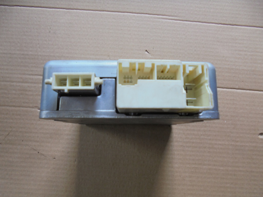 SUPORT CONTROLLER MODUL TOYOTA AURIS I LIFT 89650-02550 Product image