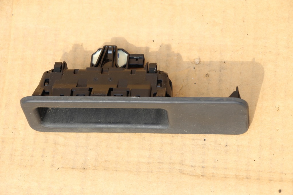 MÂNER, CASETA DE DESCHIDERE UȘĂ BMW G01 G20 G21 F97 Product image