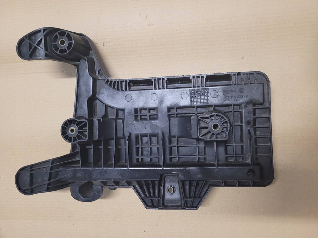 VW AUDI SKODA BAZĂ BATERIE SEAT 1K0915333B Product image