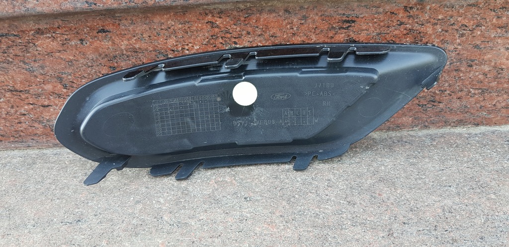 FORD MONDEO MK5 ST LINE CAPAC BARĂ SPATE L R Product image