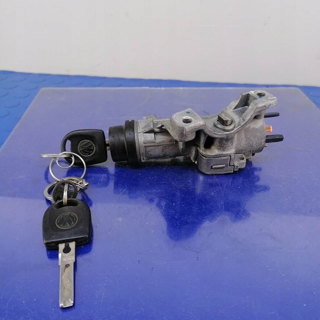PASSAT B5 FL PENTRU Aprindere CU CHEIE 4B0905851G Product image