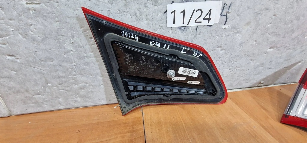lampa trapa spate stanga Citroen C4 II 10r original fara deteriorare Product image