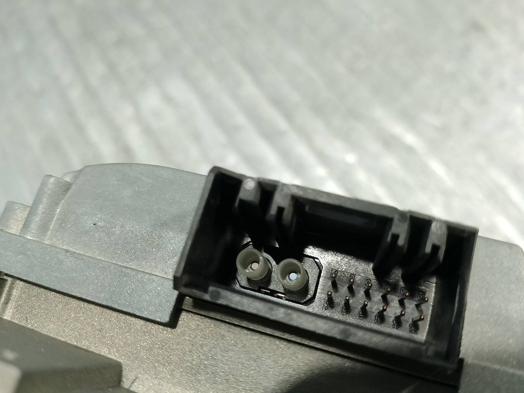 RADIO DISPLAY PEUGEOT 407 SW 9656690780 2.0 16V HDI Product image