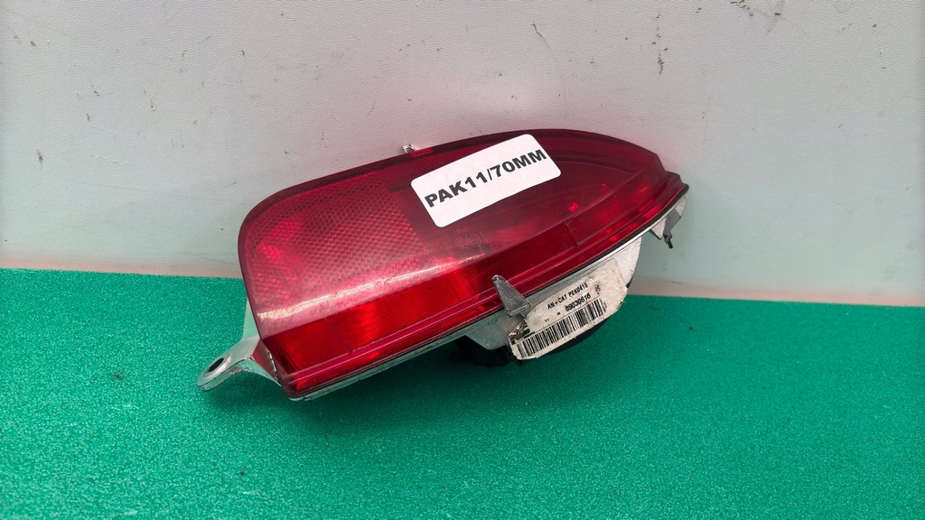 Opel Corsa C Lift Law Lampa de ceață Bumper spate PAK11/70mm Product image