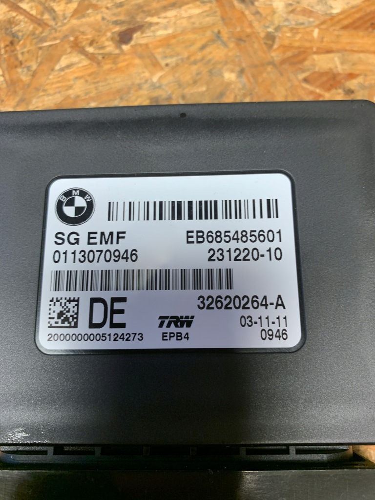 BMW F10 F15 MODUL EMF CONTROLLER FRANA 6854856 Product image