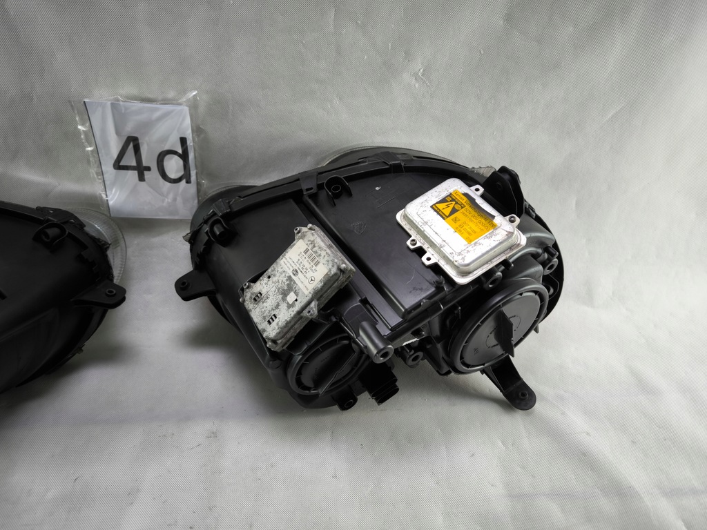 MERCEDES CLK 209 LIFT W209 LAMPĂ DE FAR XENON ROTIRE LA STÂNGA DREAPTA Product image