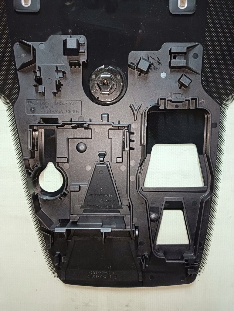 PARBRIZ FORD FOCUS MK3 (2011-) SENSOR CAMERA ÎNCĂLZITĂ ORIGINAL Product image