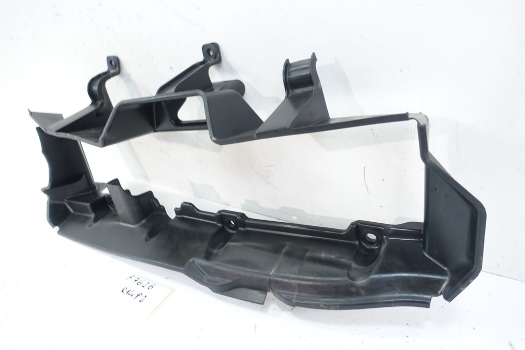 Suzuki Swift Mk8 Hybryda lift 2020- Volanul de aer față Product image