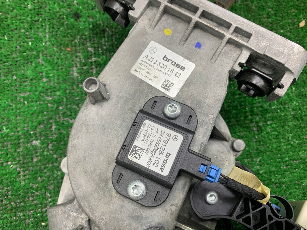 ACTIONATOR HAYON MERCEDES W212 A2128201842 Product image