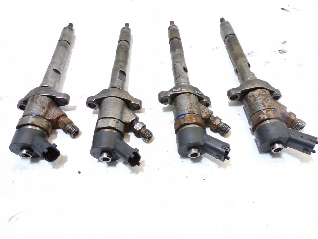 INJECTOARE RENAULT 3.0 DCI 0445110168 Product image