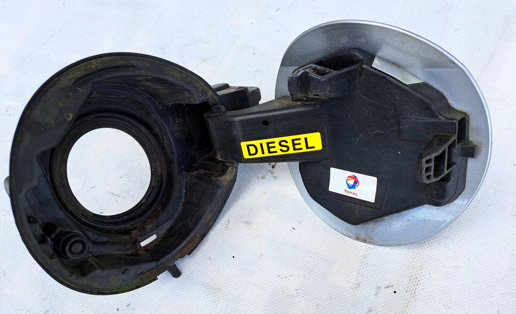 PEUGEOT 308 T9 clapeta umplere combustibil 9677268980 argintiu EZRC Product image