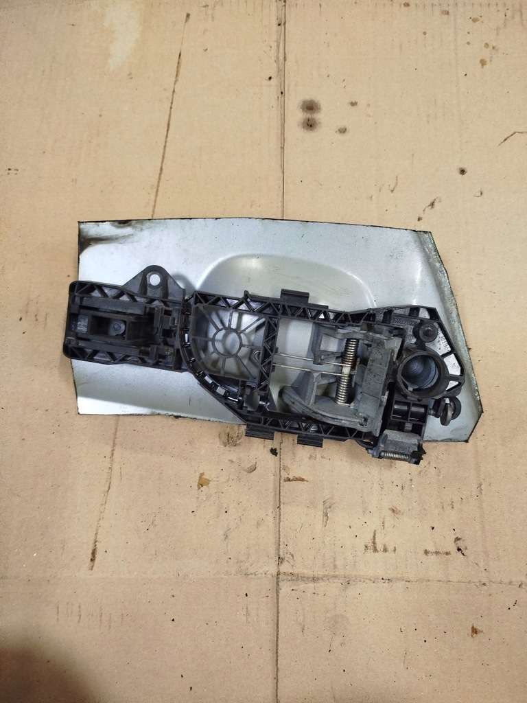 CADRU MÂNER STÂNGA SPATE STÂNGA VW PASSAT B6 3C0837885E Product image