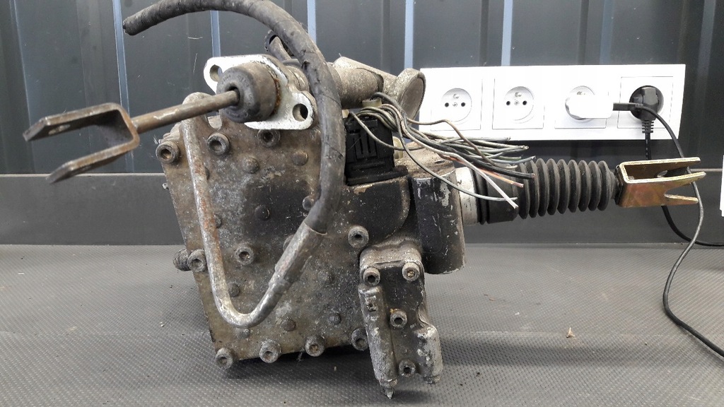 4684130110 Cilindru principal de frână Land Rover Range II 4.6 Product image