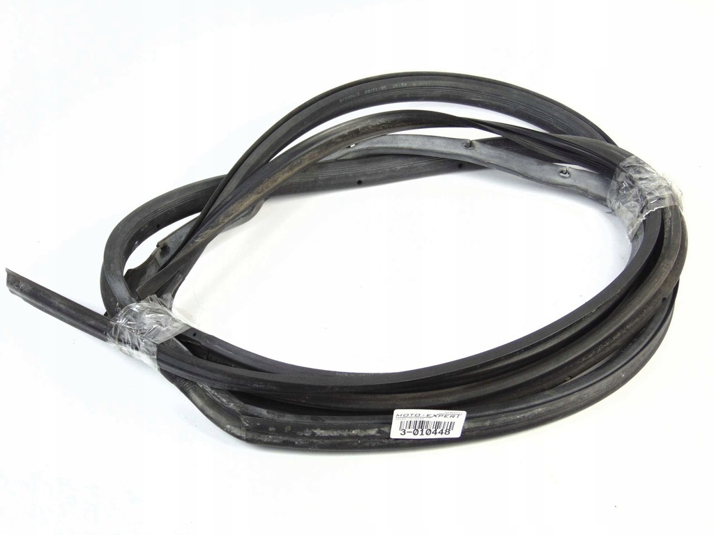 Mercedes S W140 GARNITURĂ DE CAUCIUC UȘĂ STÂNGA SPATE Product image