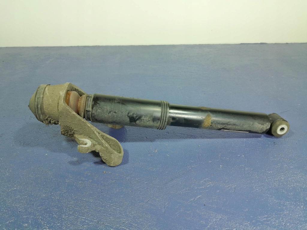 VOLVO S90 II SEDAN 16- 2.0D AMORTIZOR SPATE STÂNGA DREAPTA P31476858 Product image