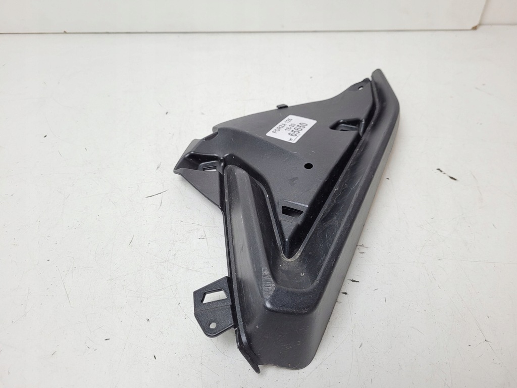 HONDA FORZA 125 350 18-20 UMPLINA DREAPTA Product image