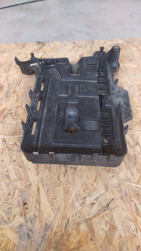 #1K0915333-B# Baza bateriei VW TOURAN Product image