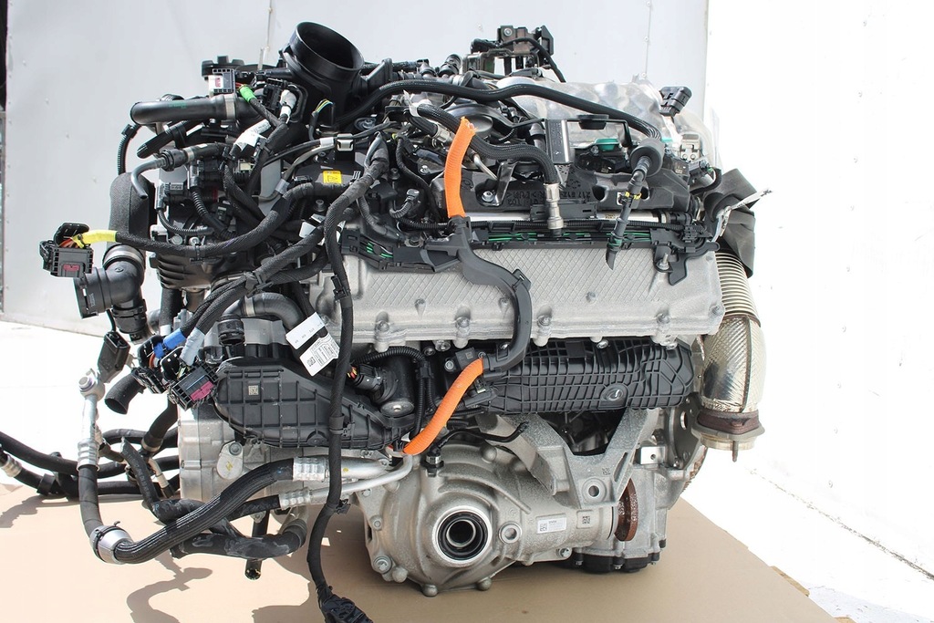 BMW 7 x5 x6 x7 motor 4.4 S68_B44 G70 F95 F96 G07 Product image