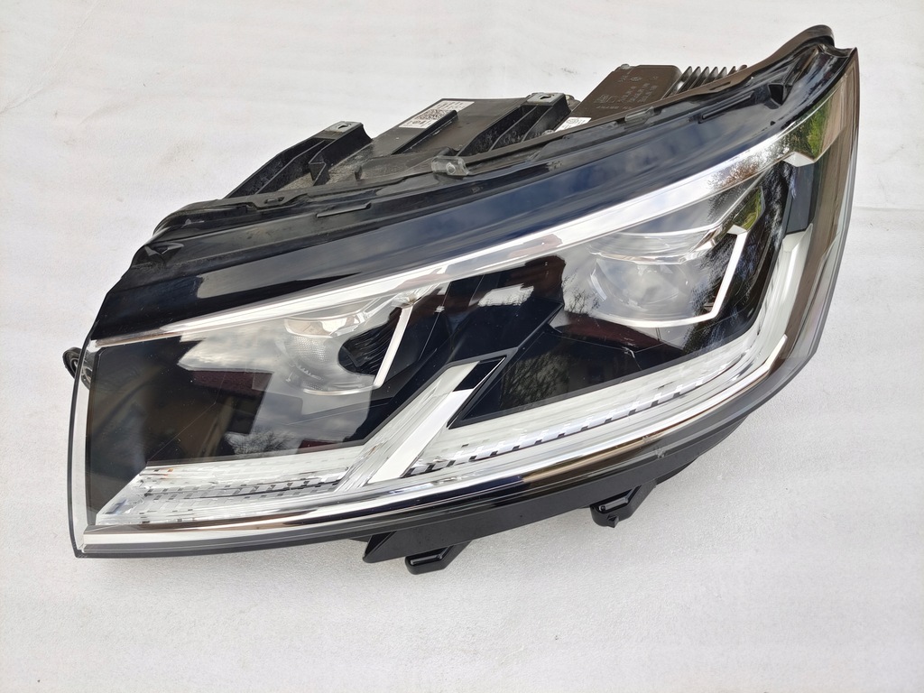 Lampa stanga Vw T6 LIFT Full Led 7L1941035D Product image