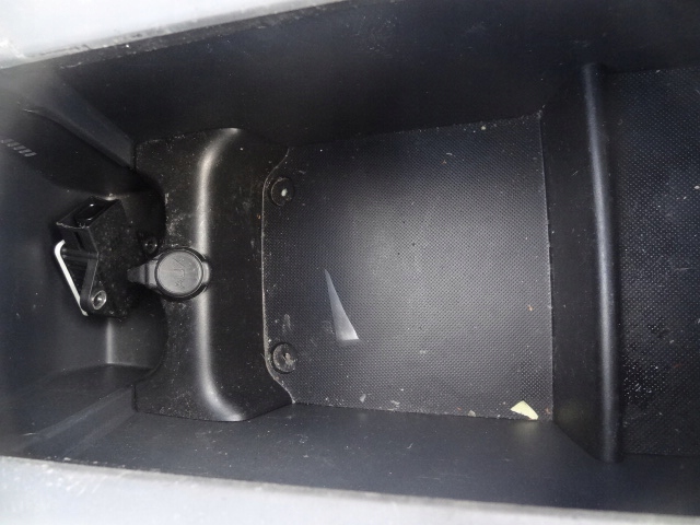 CENTRU TUNEL DEPOZITARE PEUGEOT 5008 9670593077 Product image