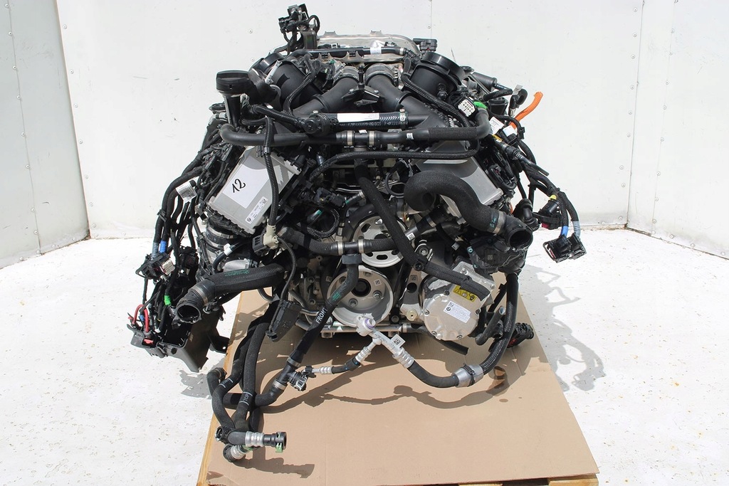 BMW 7 x5 x6 x7 motor 4.4 S68_B44 G70 F95 F96 G07 Product image