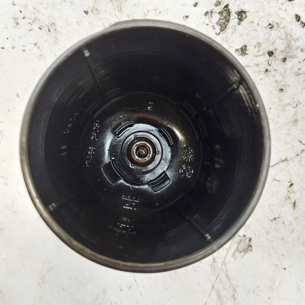 Volvo V40 II 2.0D D4204T14 Cook Corcek Filtru de ulei Cap 31321084 Product image