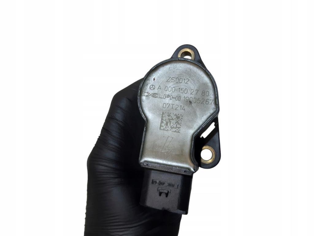 Bobină de aprindere Mercedes W221 3.5 V6 A0001502780 Product image