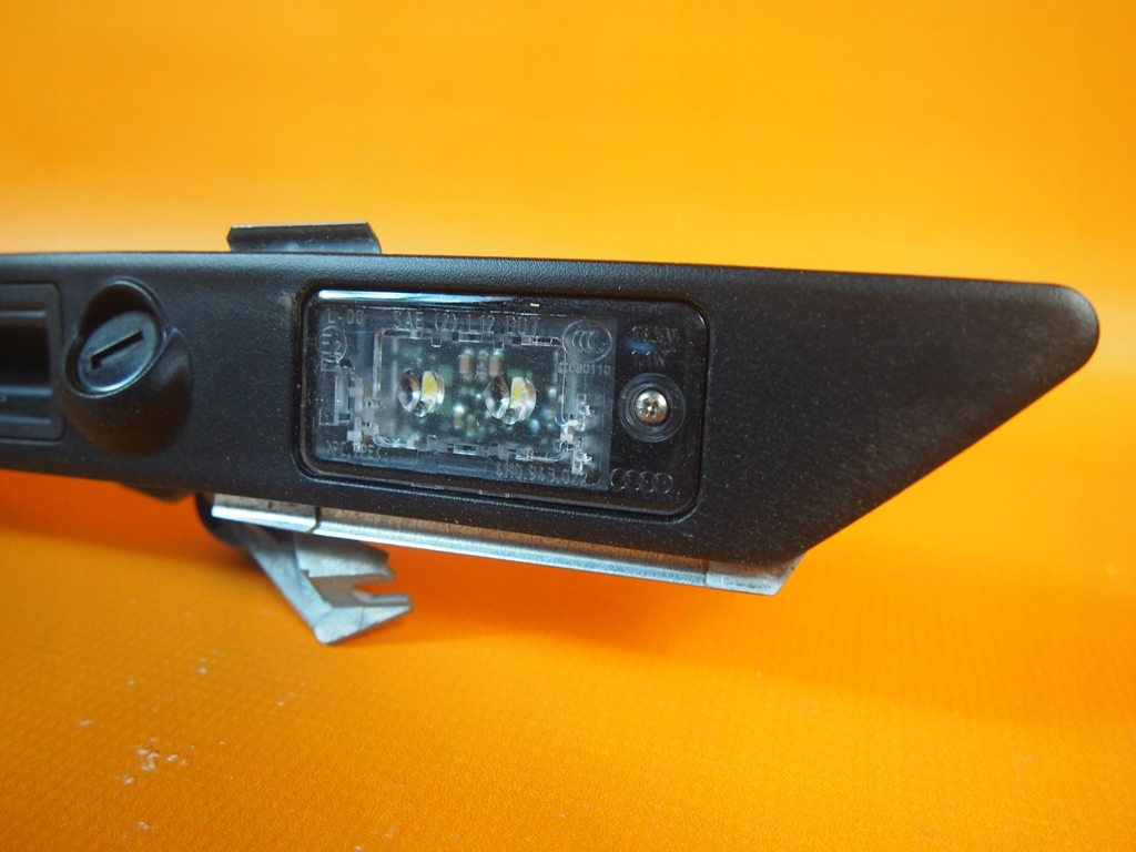 Audi A8 4H SET Mâner Ușă Cameră SPATE 7p6980551c Product image