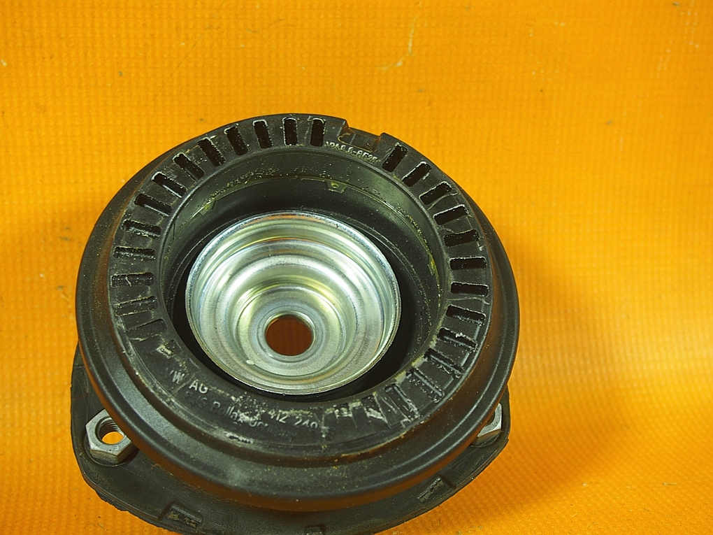 Audi Q2 81A 32KM Suport amortizor FATA 5q0412331e / 5q0412249e Product image