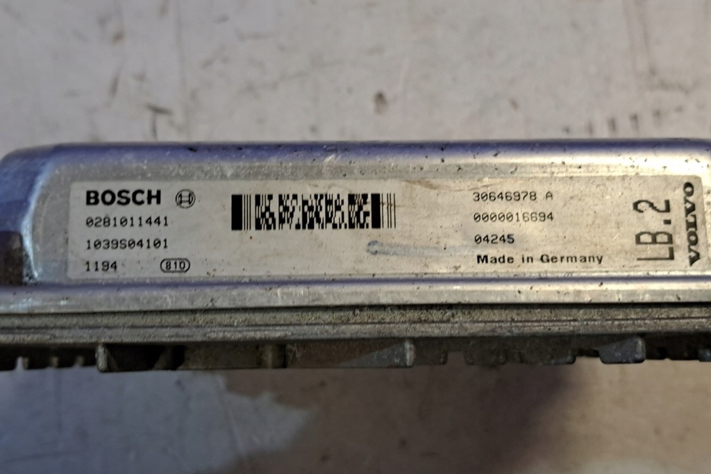 ECU Volvo S60 și 02810114441 2.4L Diesel 96KW 2005 Product image